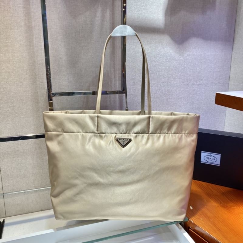 Pra*a tote bags